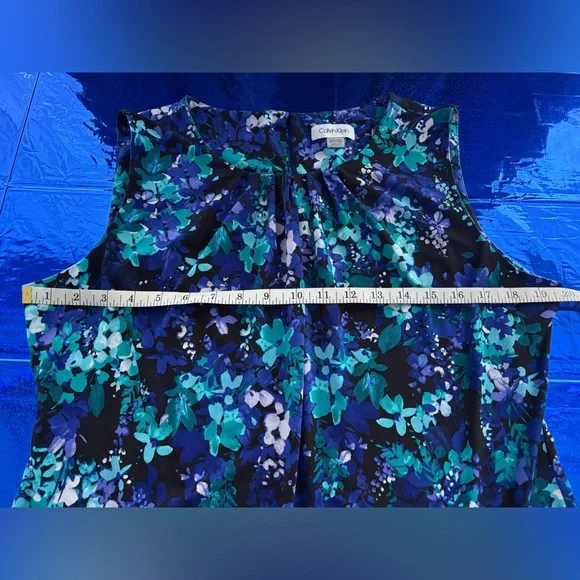 Calvin Klein Blue and Black Floral Blouse - Picture 8 of 9